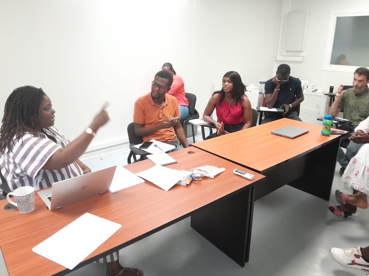 Discussion de groupe en session